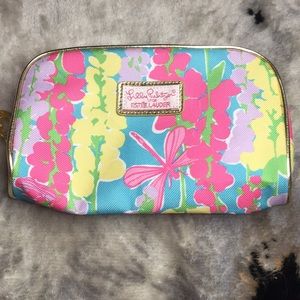 Makeup bag